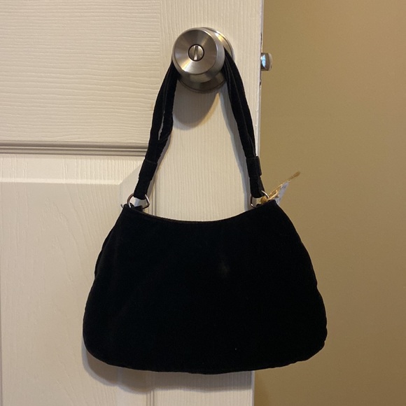 Black velvet evening back with pearl and rhinestone pin - Picture 2 of 2